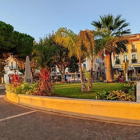 Appartement T2- Terrasse- Vue Degagee -centre Ville-tout A Pieds- L Imperial
